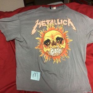 - METALLICA tshirt
